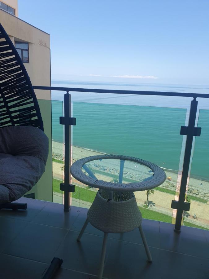 The Fresh Wave Hotel Batumi Exteriör bild